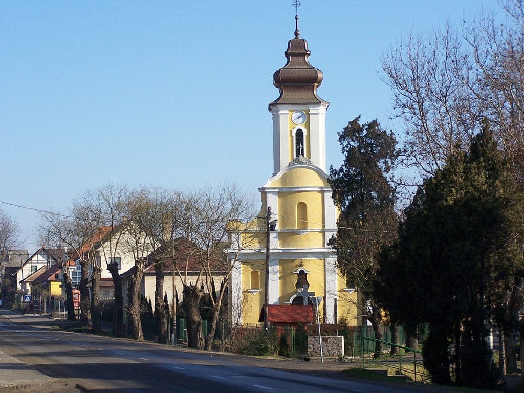 Rózsafüzér Királynője római katolikus templom, Maglód